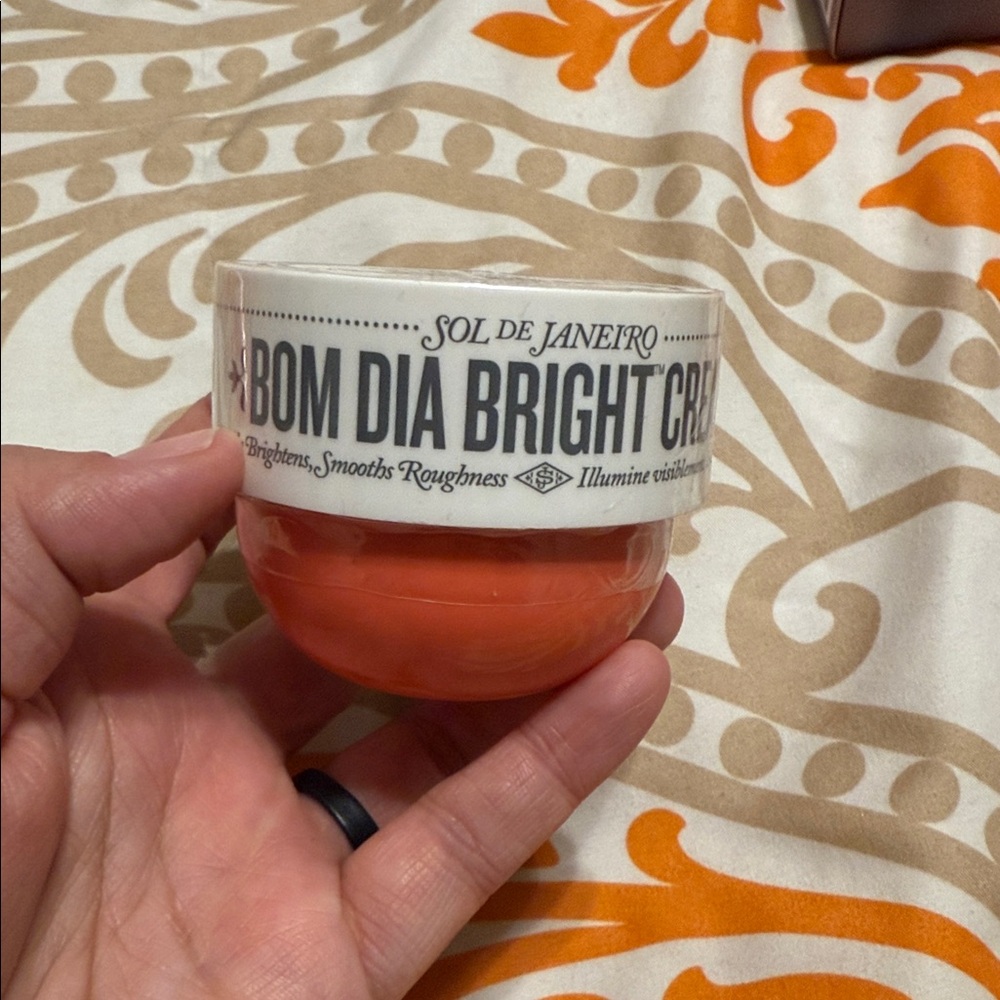 Sol de Janeiro Bom Dia Bright Cream - Vibrant Orange